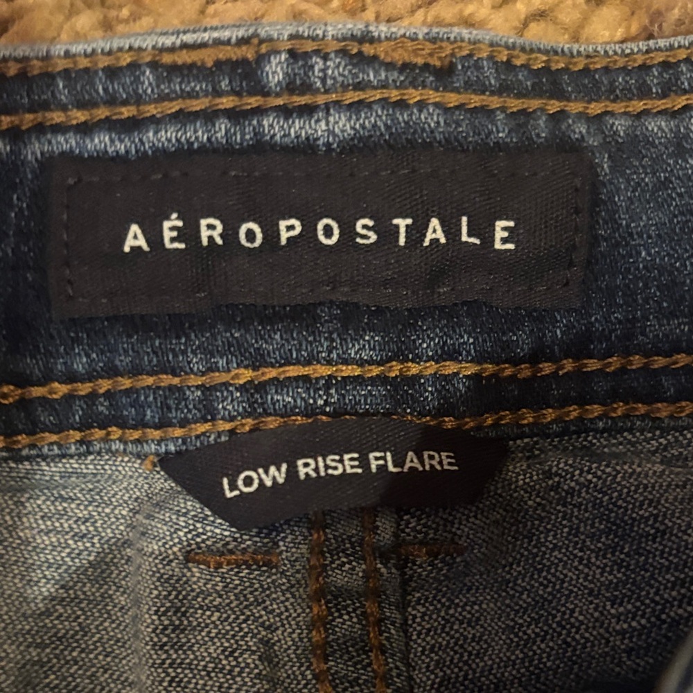 Women’s Aeropostale Low Rise Flare jeans size 2 short. - Picture 5 of 10